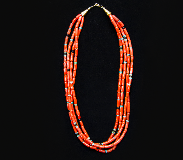 Coral Necklace with Onyx - Estella Loretto
